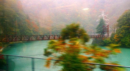 ap003.jpg